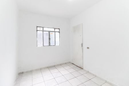 Casa à venda com 103m², 2 quartos e 4 vagasQuarto 2