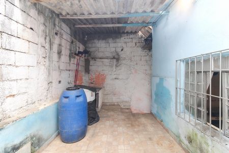Casa à venda com 103m², 2 quartos e 4 vagasÁrea de Serviço - Quintal