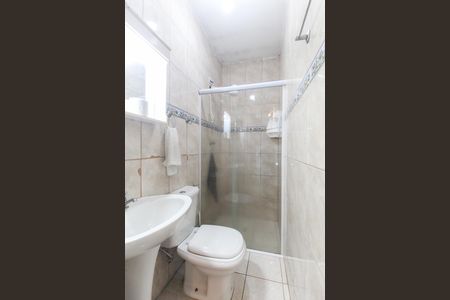 Casa à venda com 103m², 2 quartos e 4 vagasBanheiro social