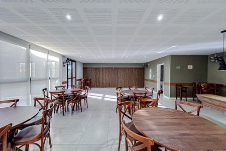 Apartamento à venda com 73m², 2 quartos e 1 vagaÁrea comum - Salão de festas