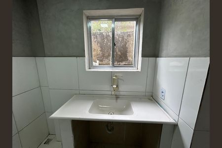 Cozinha de kitnet/studio para alugar com 1 quarto, 40m² em Bento Ribeiro, Rio de Janeiro