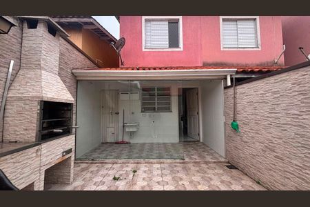 Quintal de apartamento para alugar com 2 quartos, 65m² em Granja Viana, Cotia