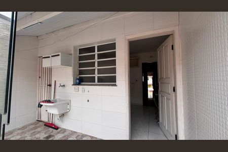 Quintal de apartamento para alugar com 2 quartos, 65m² em Granja Viana, Cotia