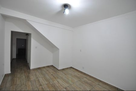 Sala de casa para alugar com 2 quartos, 100m² em Jardim Modelo, São Paulo