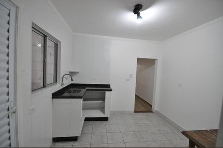 Cozinha de casa para alugar com 2 quartos, 100m² em Jardim Modelo, São Paulo