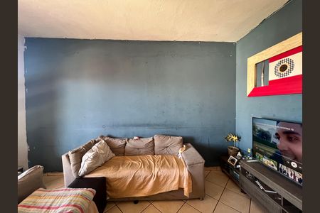 Casa para alugar com 7 quartos, 300m² em Nacional, Contagem