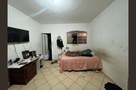 Casa para alugar com 300m², 7 quartos e 1 vaga