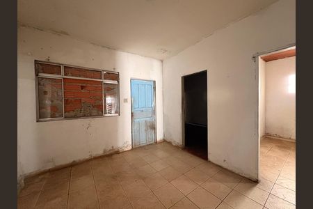 Sala de casa à venda com 3 quartos, 180m² em Cidade São Jorge, Santo André
