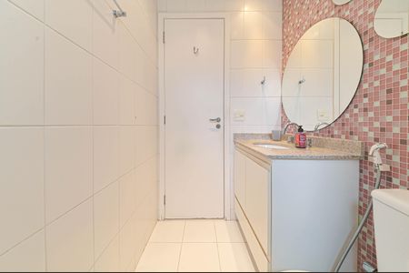 Apartamento à venda com 243m², 3 quartos e 3 vagas Apartamento à venda com 243m², 3 quartos e 3 vagasBanheiro da Suíte 3