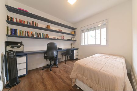 Apartamento à venda com 243m², 3 quartos e 3 vagas Apartamento à venda com 243m², 3 quartos e 3 vagasSuite 2