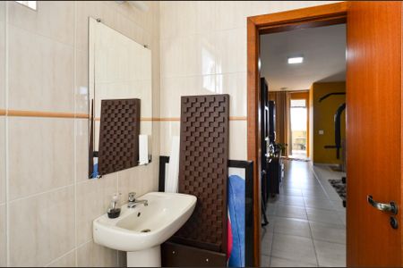 Apartamento à venda com 165m², 3 quartos e 2 vagas Apartamento à venda com 165m², 3 quartos e 2 vagasBanheiro de Serviço