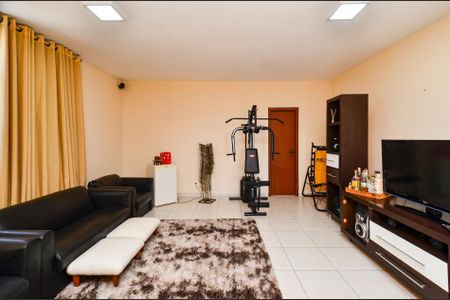 Apartamento à venda com 165m², 3 quartos e 2 vagas Apartamento à venda com 165m², 3 quartos e 2 vagasSala 2