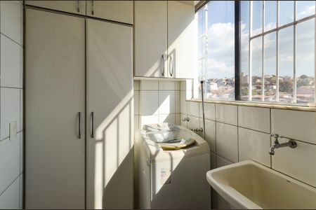 Apartamento à venda com 165m², 3 quartos e 2 vagas Apartamento à venda com 165m², 3 quartos e 2 vagasÁrea de Serviço