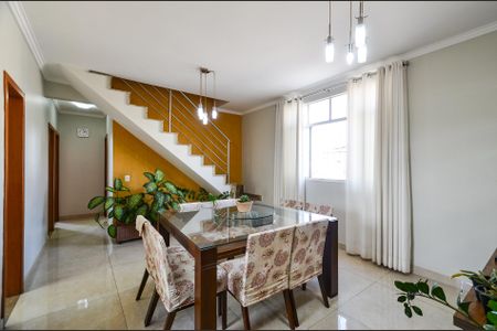 Apartamento à venda com 165m², 3 quartos e 2 vagas Apartamento à venda com 165m², 3 quartos e 2 vagasSala