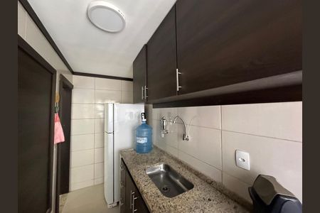 Casa de condomínio para alugar com 200m², 4 quartos e 3 vagasCozinha