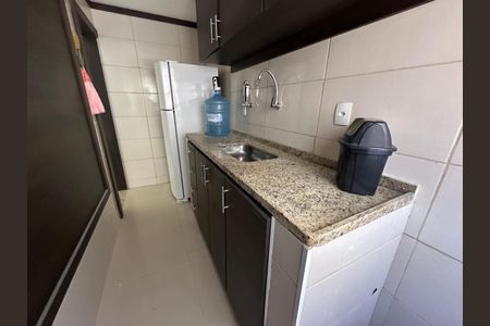 Casa de condomínio para alugar com 200m², 4 quartos e 3 vagasCozinha