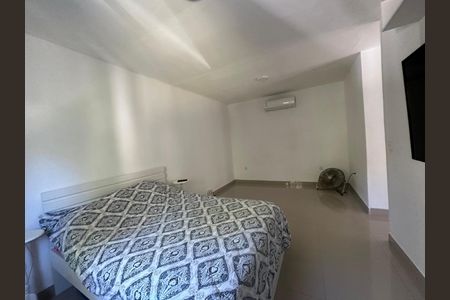Casa de condomínio para alugar com 200m², 4 quartos e 3 vagasQuarto 3