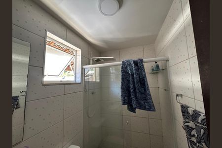Casa de condomínio para alugar com 200m², 4 quartos e 3 vagasBanheiro quarto 2