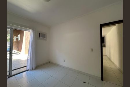 Casa de condomínio para alugar com 200m², 4 quartos e 3 vagasQuarto 4
