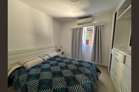 Casa de condomínio para alugar com 200m², 4 quartos e 3 vagasQuarto 2