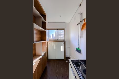 Apartamento para alugar com 45m², 2 quartos e sem vaga Apartamento para alugar com 45m², 2 quartos e sem vagaCozinha e Área de Serviço