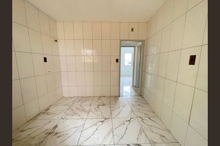 Cozinha de casa para alugar com 3 quartos, 100m² em Jaguaré, São Paulo