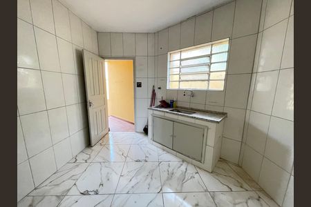 Cozinha de casa para alugar com 3 quartos, 100m² em Jaguaré, São Paulo