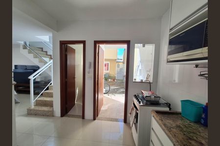 Casa de Condomínio à venda com 2 quartos, 76m² em Serra Grande, Niterói
