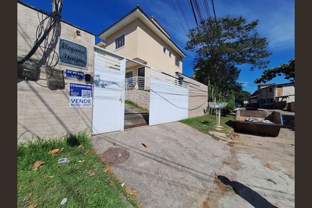 Casa de condomínio à venda com 76m², 2 quartos e 1 vaga
