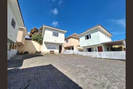 Casa de Condomínio à venda com 2 quartos, 76m² em Serra Grande, Niterói