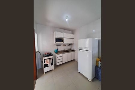 Casa de condomínio à venda com 76m², 2 quartos e 1 vaga