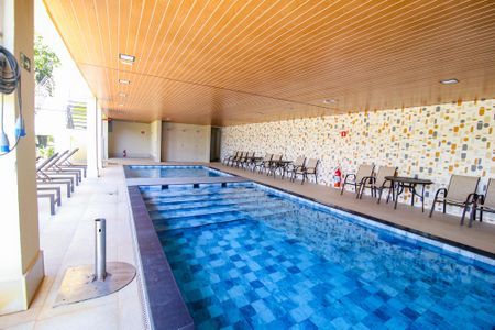Apartamento à venda com 150m², 3 quartos e 2 vagas Apartamento à venda com 150m², 3 quartos e 2 vagasÁrea comum - Piscina