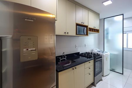 Apartamento à venda com 150m², 3 quartos e 2 vagas Apartamento à venda com 150m², 3 quartos e 2 vagasCozinha e Área de Serviço
