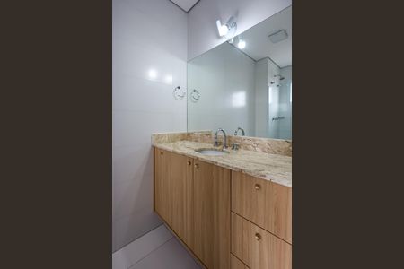 Apartamento à venda com 150m², 3 quartos e 2 vagas Apartamento à venda com 150m², 3 quartos e 2 vagasBanheiro da Suíte 2