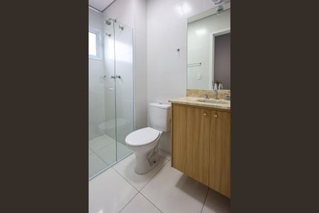 Apartamento à venda com 150m², 3 quartos e 2 vagas Apartamento à venda com 150m², 3 quartos e 2 vagasBanheiro da Suíte 1