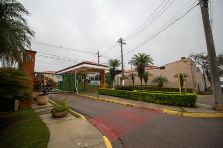 Casa de condomínio para alugar com 75m², 3 quartos e 2 vagas Casa de condomínio para alugar com 75m², 3 quartos e 2 vagasFachada