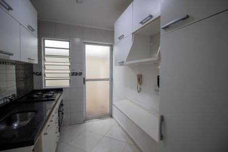 Cozinha de casa de condomínio para alugar com 3 quartos, 75m² em Po 1, Sorocaba
