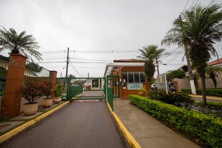 Casa de condomínio para alugar com 75m², 3 quartos e 2 vagas Casa de condomínio para alugar com 75m², 3 quartos e 2 vagasFachada