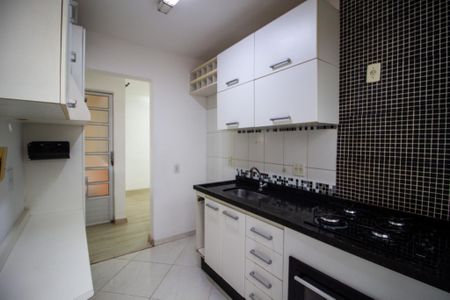 Casa de condomínio para alugar com 75m², 3 quartos e 2 vagas Casa de condomínio para alugar com 75m², 3 quartos e 2 vagasCozinha