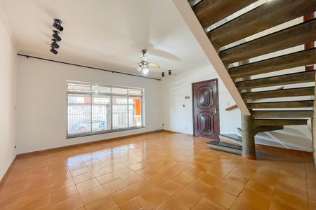 Casa para alugar com 3 quartos, 173m² em Km 18, Osasco