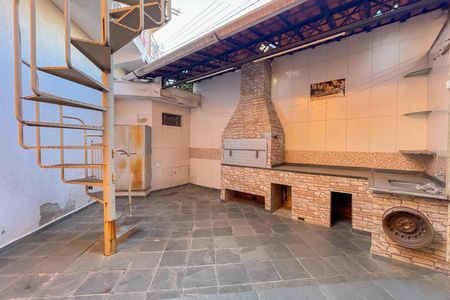 Área comum - Churrasqueira de casa para alugar com 3 quartos, 173m² em Km 18, Osasco