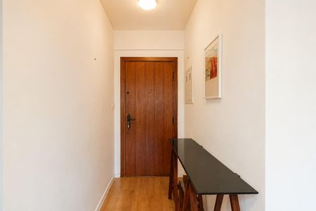 Apartamento à venda com 47m², 1 quarto e 1 vagaEntrada