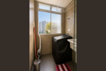 Apartamento à venda com 47m², 1 quarto e 1 vagaÁrea de Serviço