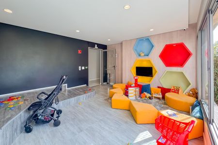Studio para alugar com 28m², 1 quarto e sem vaga Studio para alugar com 28m², 1 quarto e sem vagaBrinquedoteca
