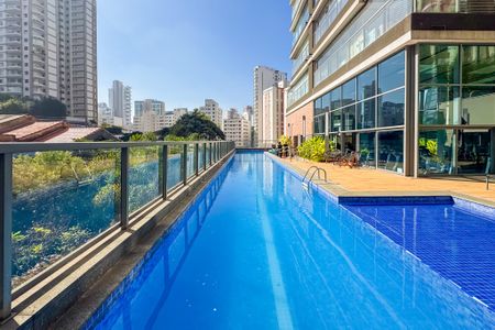 Studio para alugar com 28m², 1 quarto e sem vaga Studio para alugar com 28m², 1 quarto e sem vagaPiscina