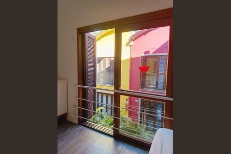 Sala de casa de condomínio para alugar com 2 quartos, 61m² em Jardim do Salso, Porto Alegre