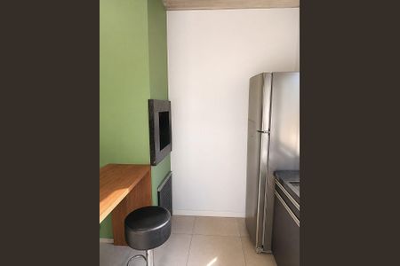 Cozinha de casa de condomínio para alugar com 2 quartos, 61m² em Jardim do Salso, Porto Alegre