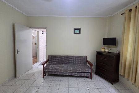 Sala de kitnet/studio para alugar com 1 quarto, 50m² em Guilhermina, Praia Grande