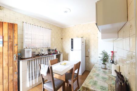Casa à venda com 5 quartos, 338m² em Vila Mazzei, São Paulo