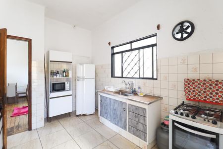Casa à venda com 5 quartos, 338m² em Vila Mazzei, São Paulo